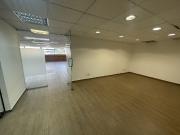 Oficina de 308m2 Acondicionada en Renta en Torre...