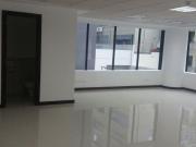 Oficina de Alquiler 72m2 Shyris y Suecia