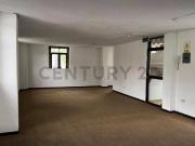 Oficina de arriendo en la Av. Amazonas