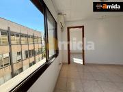 Oficina de lloguer situada a la cèntrica Via Laietana de...