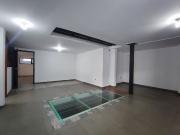 OFICINA DE RENTA EN LA ELOY ALFARO DIAGONAL A GAMAVISION