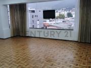 Oficina de renta sector Quicentro Shopping