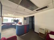 OFICINA DE VENTA 74 M2 EN LA AV. 12 DE OCTUBRE EDIFICIO...