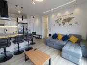 OFICINA DE VENTA AV DE LOS SHYRIS