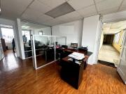 Oficina de venta sector la colón con espectacular vista