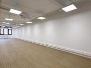 Oficina en alquiler en avenida De la Riera de Cassoles,...