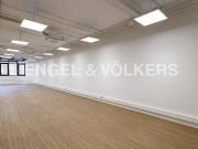 Oficina en alquiler en avenida De la Riera de Cassoles,...