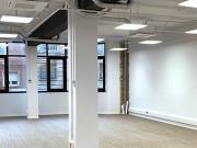 Oficina en alquiler en avenida De la Riera de Cassoles,...