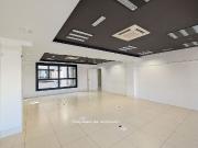 Oficina en alquiler en avenida De Madrid, Barcelona, de...