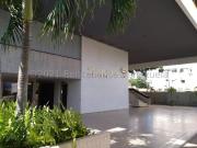 Oficina en Alquiler en Avenida El Milagro, Maracaibo