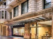 Oficina en alquiler en Barcelona, de 235 m² por 5.164