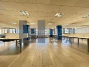 Oficina en alquiler en calle Augusta, Barcelona, de 607...