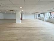 Oficina en alquiler en calle D'aragó, Barcelona, de...