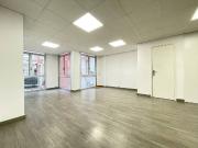 Oficina en alquiler en calle D'aragó, Barcelona, de...