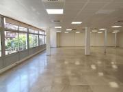 Oficina en alquiler en calle De Galileu, Barcelona, de...