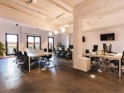 Oficina en alquiler en calle De la Marina, Barcelona, de...