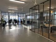 Oficina en alquiler en calle De Llull, Barcelona, de 256...
