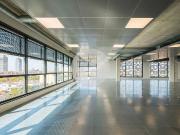 Oficina en alquiler en calle De Llull, Barcelona, de 635...