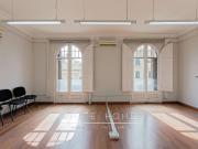 Oficina en alquiler en calle De París, Barcelona, de 180...