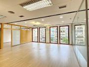 Oficina en alquiler en calle De València, Barcelona, de...