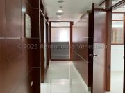 Oficina en Alquiler en Caracas Los Palos Grandes...