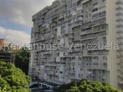 Oficina en Alquiler en Los Chaguaramos, Caracas