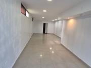 Oficina en Alquiler en Kennedy, 2 Ambientes, 1 Baño,...