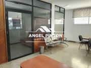 Oficina en Alquiler en Maracaibo Zulia 50 m2. 2 hab