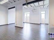 Oficina en alquiler en plaza De Francesc Macià,...