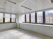 Oficina en alquiler en plaza De Francesc Macià,...