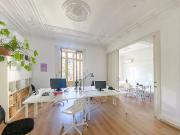 Oficina en alquiler en ronda De la Universitat,...