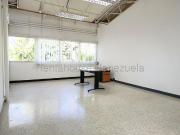 Oficina en Alquiler en Terrazas del Avila, Caracas