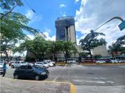 Oficina en Alquiler en Torre Camoruco Av. Bolívar Norte...
