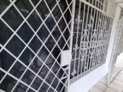 Oficina en Alquiler en Urdesa Central, Planta Baja, 1...