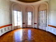 Oficina en alquiler. Rosario. Frente a la bolsa de comercio