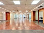 Oficina en Arriendo en Av Apoquindo Los Militares