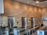 oficina en arriendo en centro empresarial titan plaza....