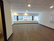 oficina en arriendo en chico norte. Cod A3397