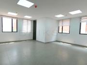 oficina en arriendo en chico norte. Cod A6556