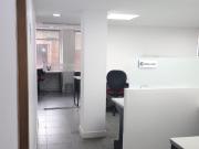 oficina en arriendo en los rosales. Cod A6594305