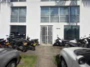 oficina en arriendo en ciudad jardín. Cod A124505