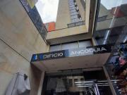 oficina en arriendo en el centro. Cod A122541