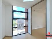 oficina en arriendo en el poblado. Cod A6098