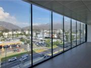 OFICINA EN ARRIENDO EN LA DEHESA EXCELENTE UBICACION