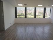 Oficina en Arriendo en Los Balsos Poblado Medllin
