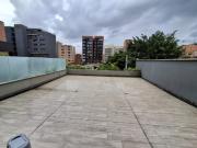 Oficina En Arriendo En Medellin En Laureles A257413