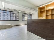 Oficina en Arriendo en Metro Santa Lucía / La Moneda