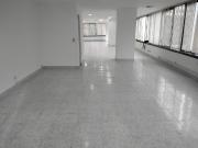oficina en arriendo en milla de oro. Cod A212377