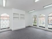 oficina en arriendo en quinta camacho. Cod A27630