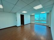oficina en arriendo en santa barbara occidental usaquén....
